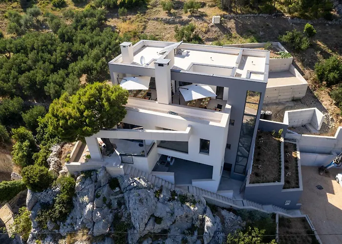 Apartments With A Parking Space Krvavica, Makarska - 23434